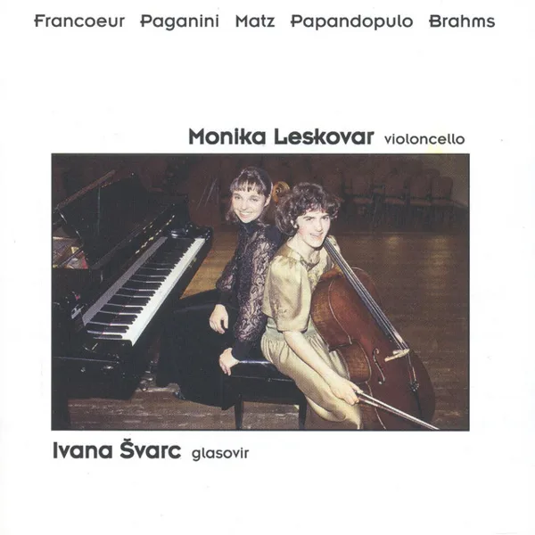 Monika Leskovar i Ivana Švarc
