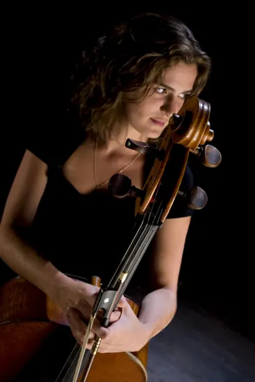 Monika Leskovar, Cellistin — Chiaroscuro 29