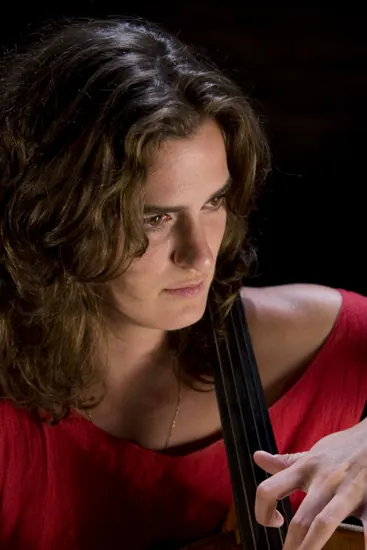 Monika Leskovar, Cellistin — Chiaroscuro 28