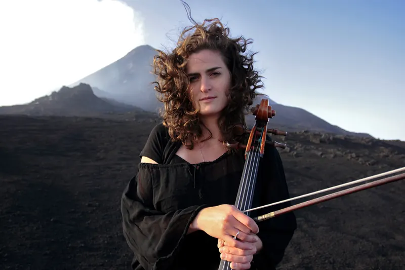 Monika Leskovar, Cellistin — Elemente 23